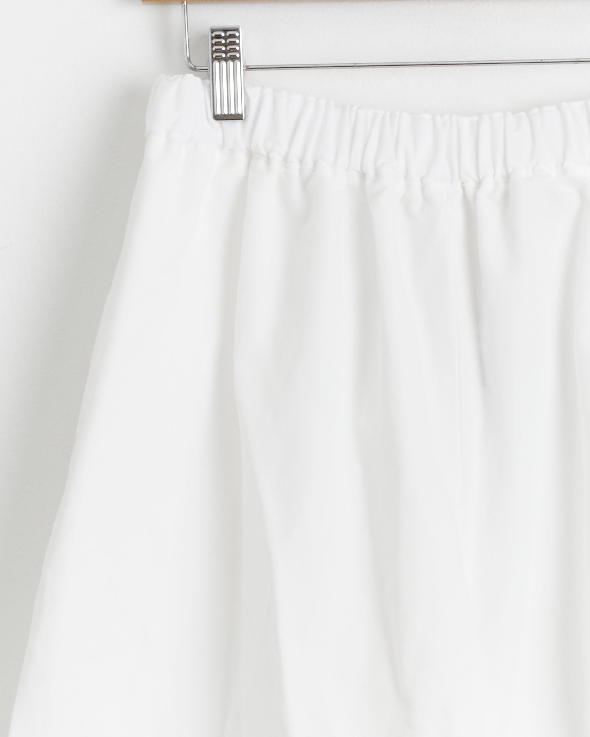 P007 Pant in White