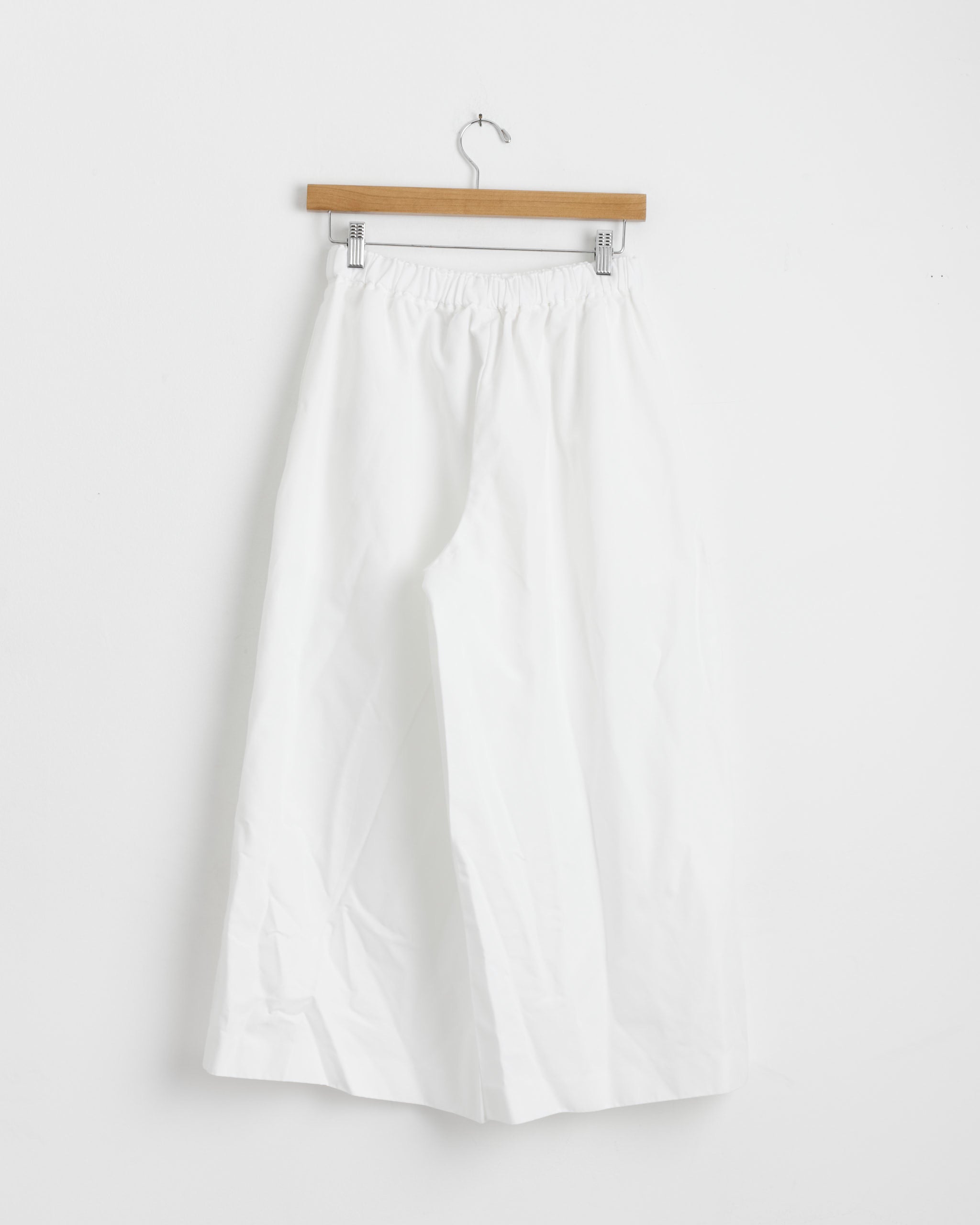 P007 Pant in White