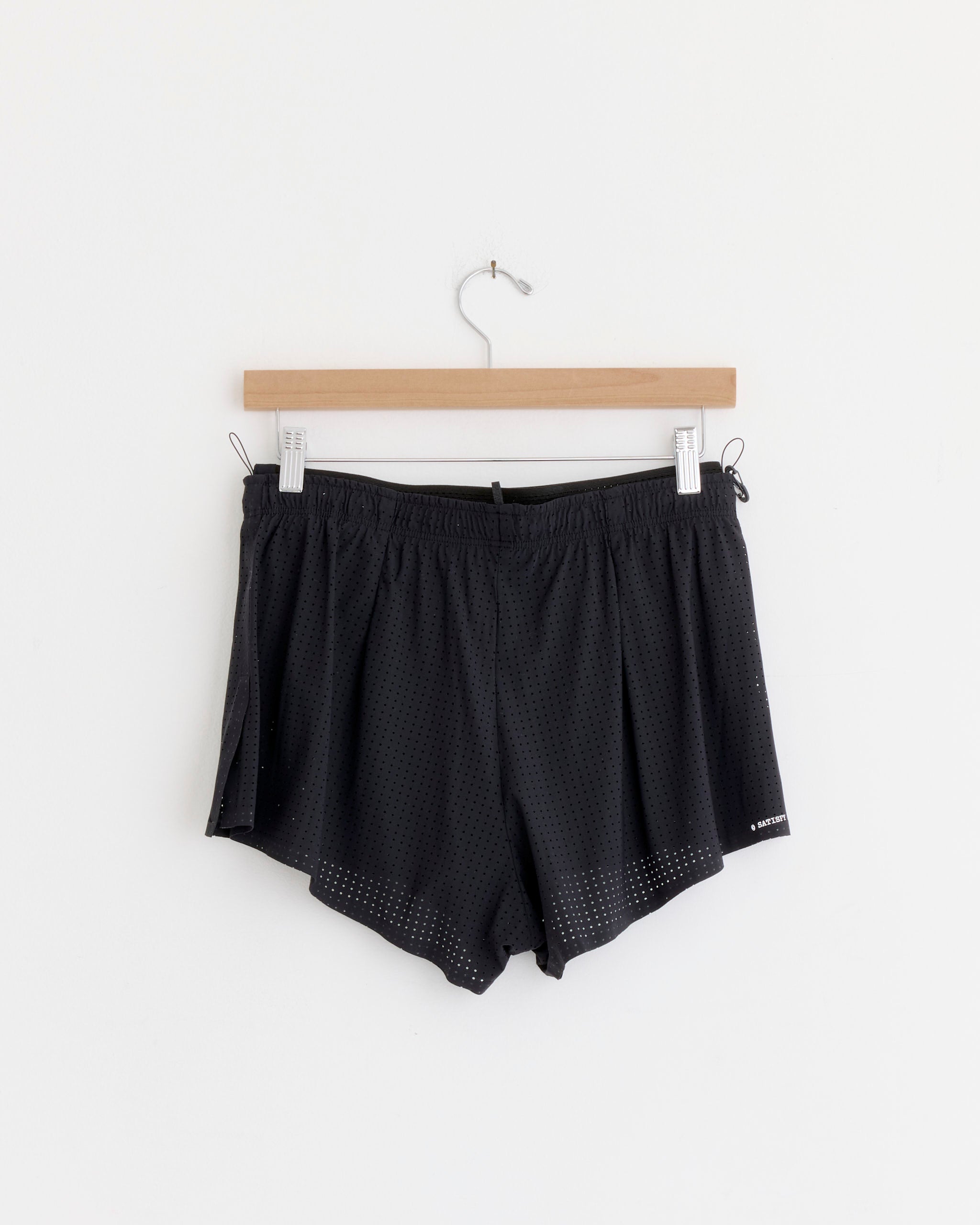 Space-O 2.5 Short in Black