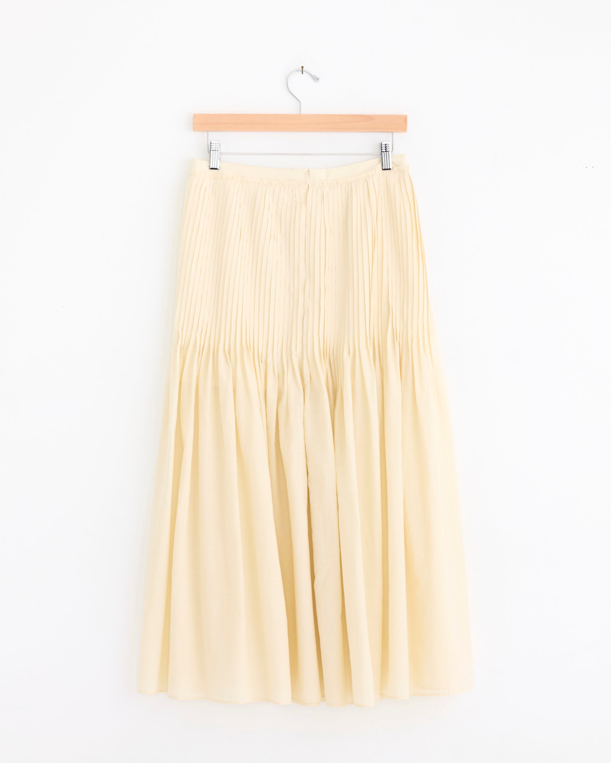 Super Fine Cotton Lawn Pin Tuck Skirt in Ivory White
